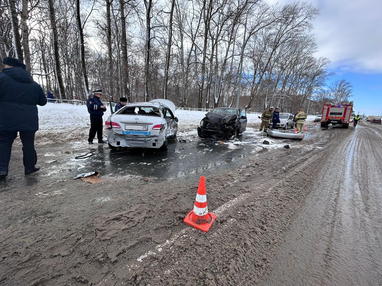 Молодая вологжанка погибла в жёсткой аварии из-за заноса авто